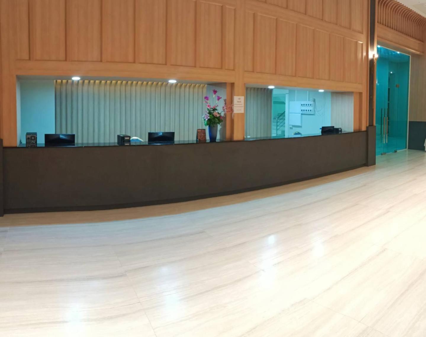 Mayflower Grande Suite Hotel Phitsanulok Eksteriør billede